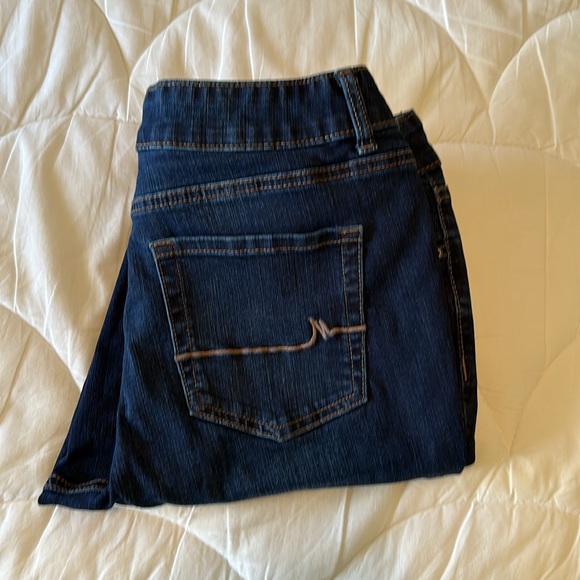 M Jeans by Maurice’s Bootcut Midrise Jeans - Picture 2 of 5